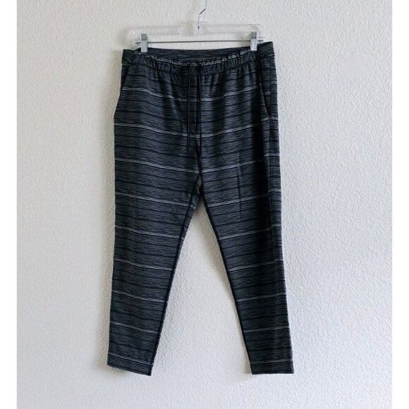 Lululemon Jet Crop Joggers In Cyber Black Deep Coal Est. Size 8 - Picture 6 of 8